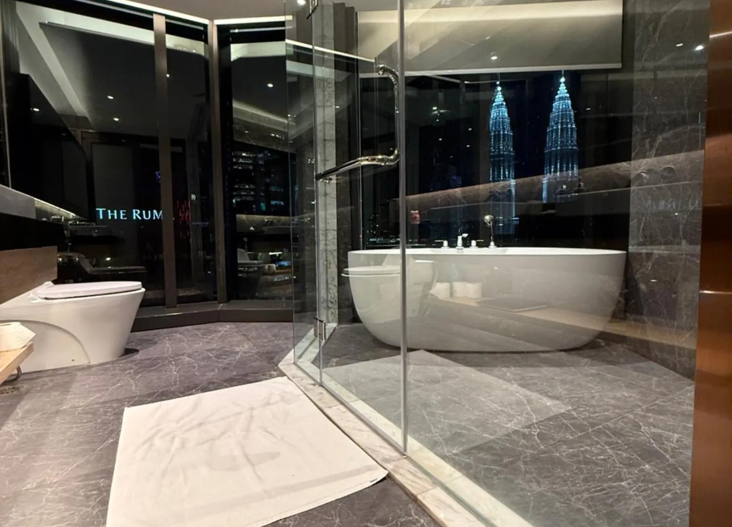 Apartment Imperial Klcc Residences By Tr Kuala Lumpur Malaysia